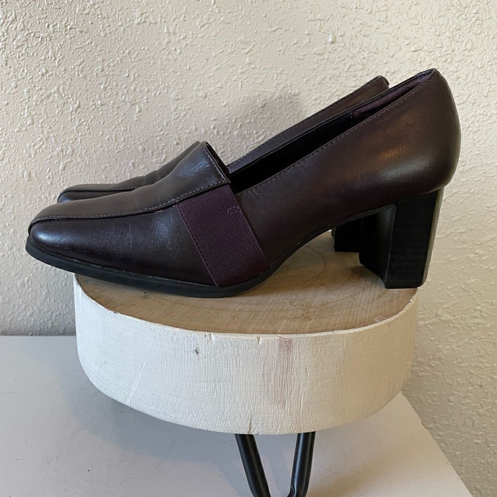 Liz Baker Dark Purple Leather Chunky Heels Size 6.5M EUC